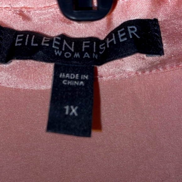 Eileen Fisher silk button down blouse - Picture 4 of 8